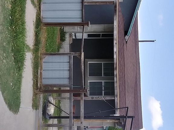2nd image of 2510 Nogales St