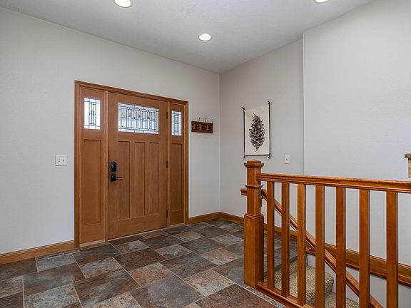 5th image of 125 Kenna Dr