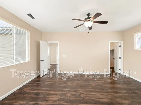 1946 Muscovy Rd, West Sacramento, CA 95691