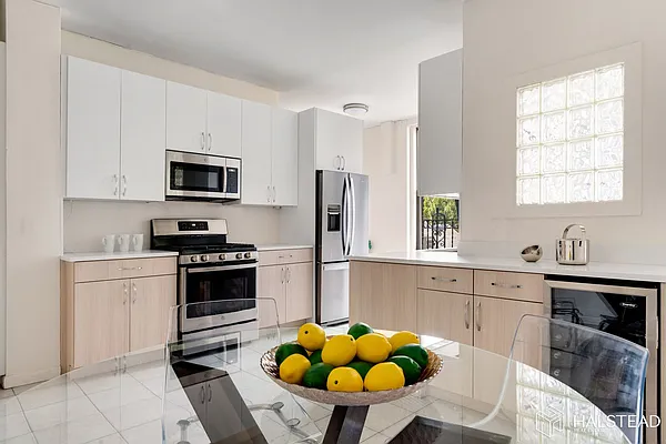 26 East 81st Street #8N in Upper East Side, Manhattan