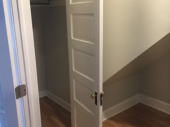 3rd image of 3223 S Lituanica Ave APT 1F