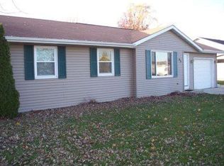 95 Countryside Dr, Evansville, WI 53536