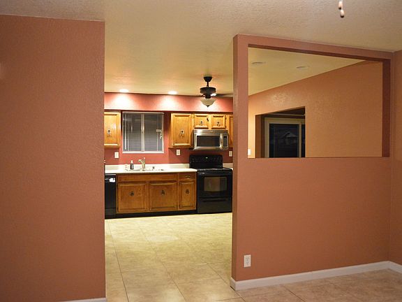 4th image of 7958 E Glade Ave