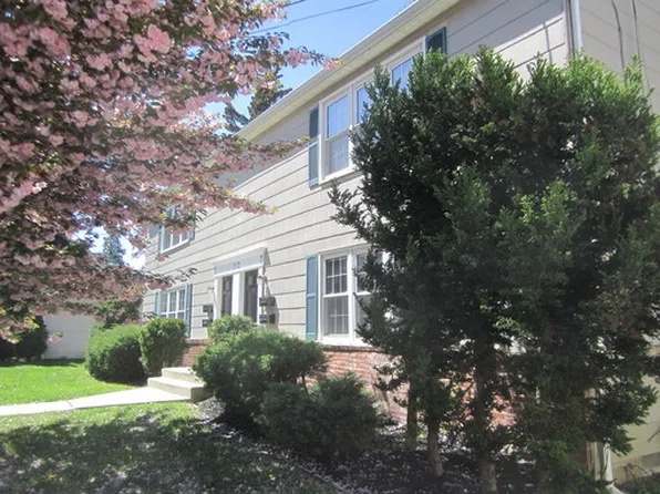 Magnolia Blossoms, 300 W Adams Ave #308-D, Magnolia, NJ 08049