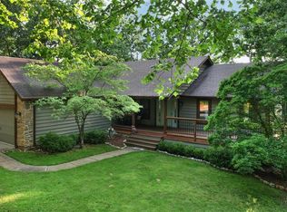 877 Red Fox Dr, Innsbrook, MO 63390