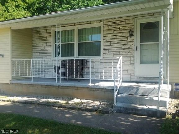 4th image of 3386 S Wendover Cir