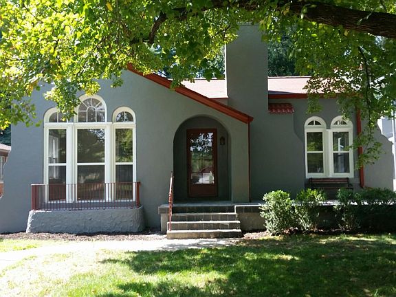 2nd image of 629 S Saint James Blvd