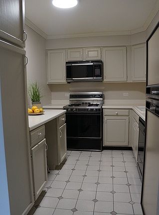 2nd image of 3300 N Carriageway Dr Unit 304