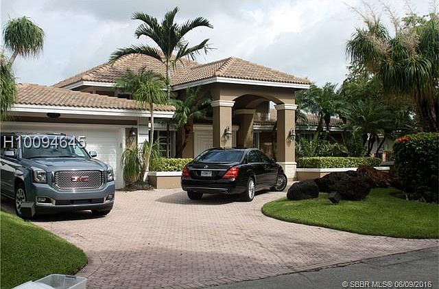1st image of 2830 Palmer Dr