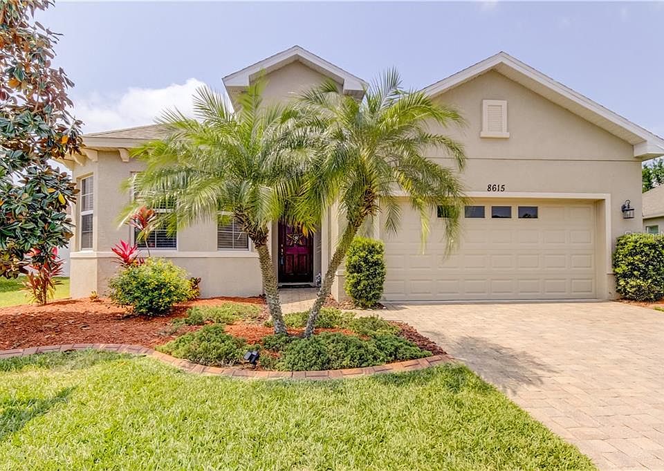 1st image of 8615 Eagle Brook Dr