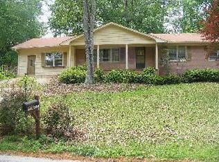 3104 Melissa Ct, Douglasville, GA 30135