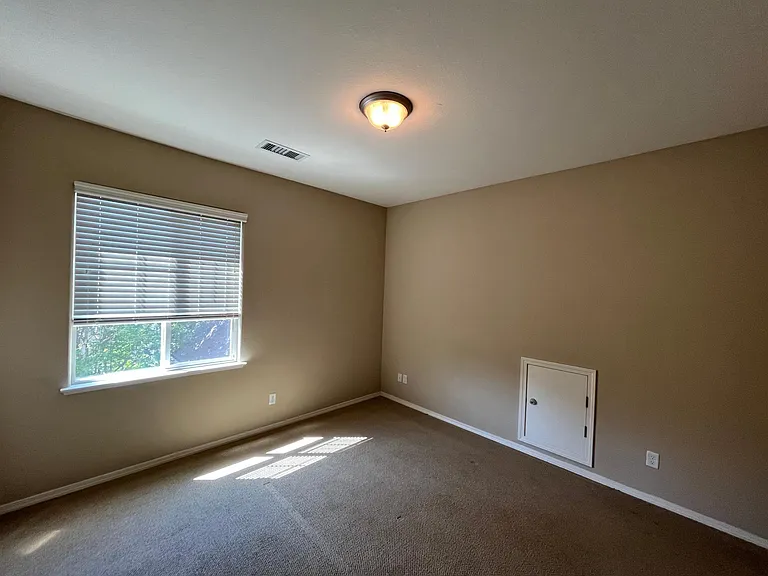 3848 Moody Ln — Photo 5