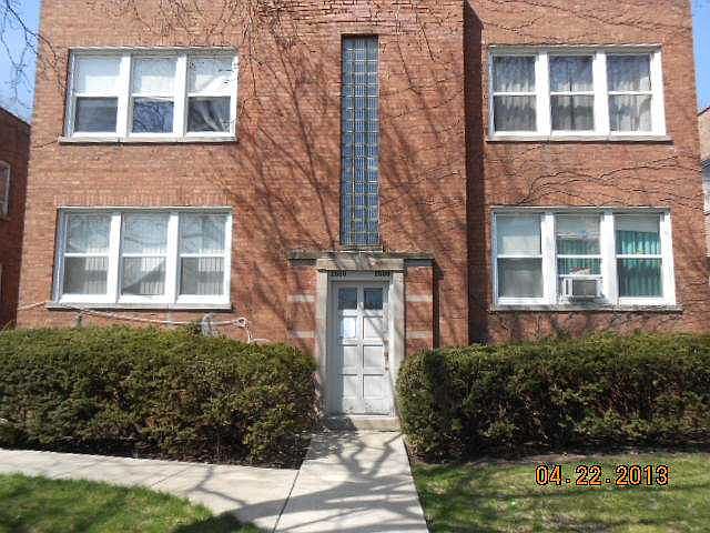 1st image of 2508 W Touhy Ave #1