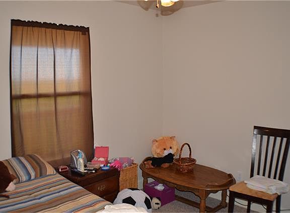 5th image of 78 Burleson Dr