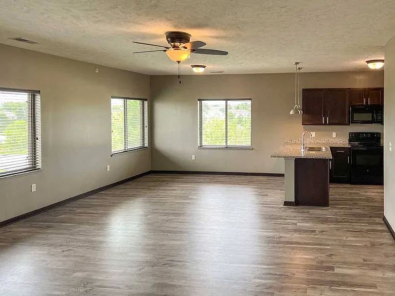 North Pointe Villas — Photo 232