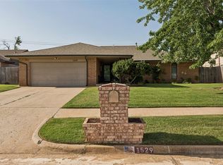 1529 Kingsgate Rd, Oklahoma City, OK 73159