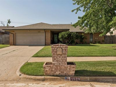 1529 Kingsgate Rd, Oklahoma City, OK, 73159