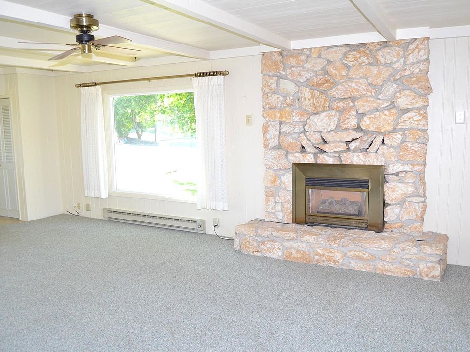 9 E State St, Saint John, WA 99171 Zillow