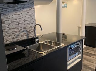 813 Lindsey Manor Ln, Silver Spring, MD 20905