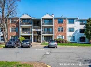 409 Lancaster Ct, Piscataway, NJ 08854