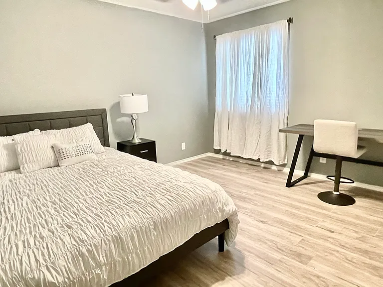 4007 Bur Oak Path — Photo 5