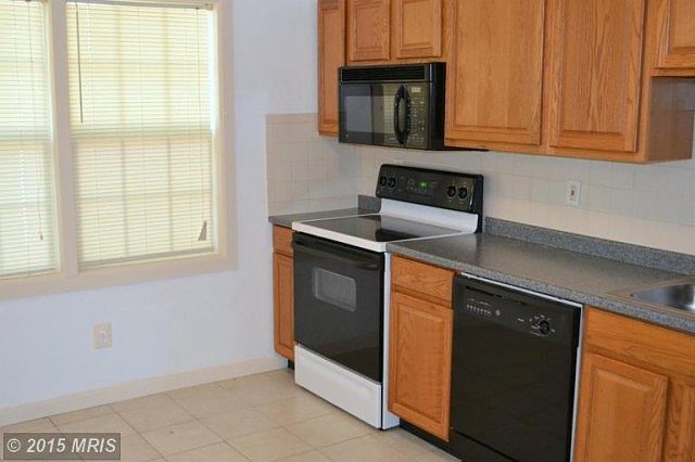 1st image of 1936 Arwell Ct
