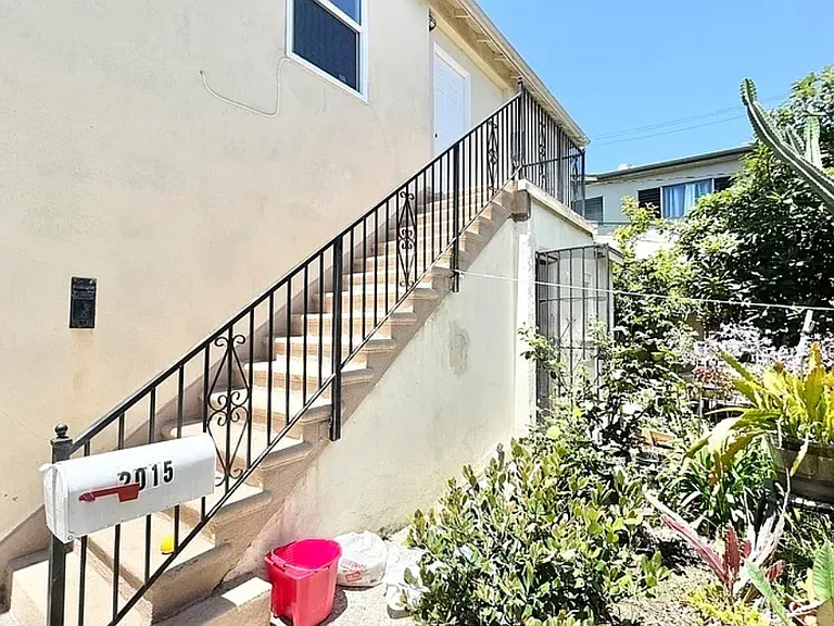 2015 S Shenandoah St #A — Photo 12