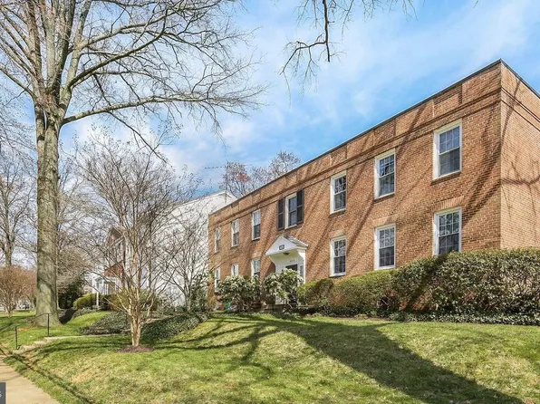 623 Azalea Dr APT 1, Rockville, MD 20850