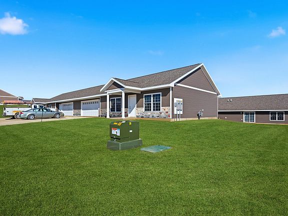 2nd image of 1303 Max Dr