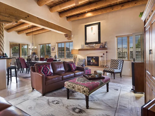 6 Camino Botanica, Santa Fe, NM 87507