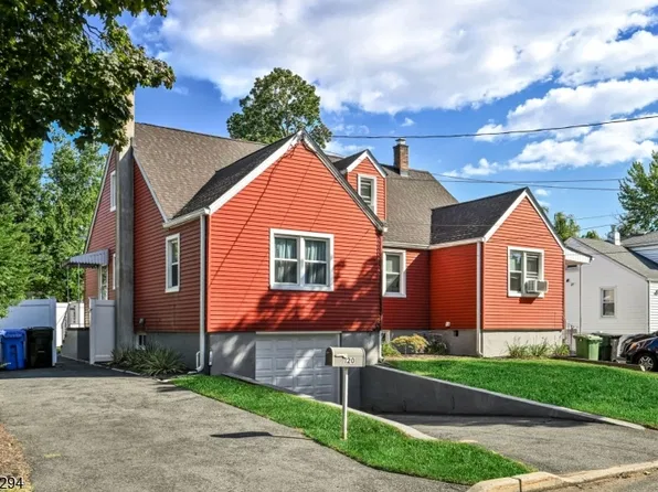 122 Westview Ave, Paramus, NJ 07652