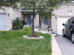 11 Debonair St, Richmond Hill, ON L4C0R2