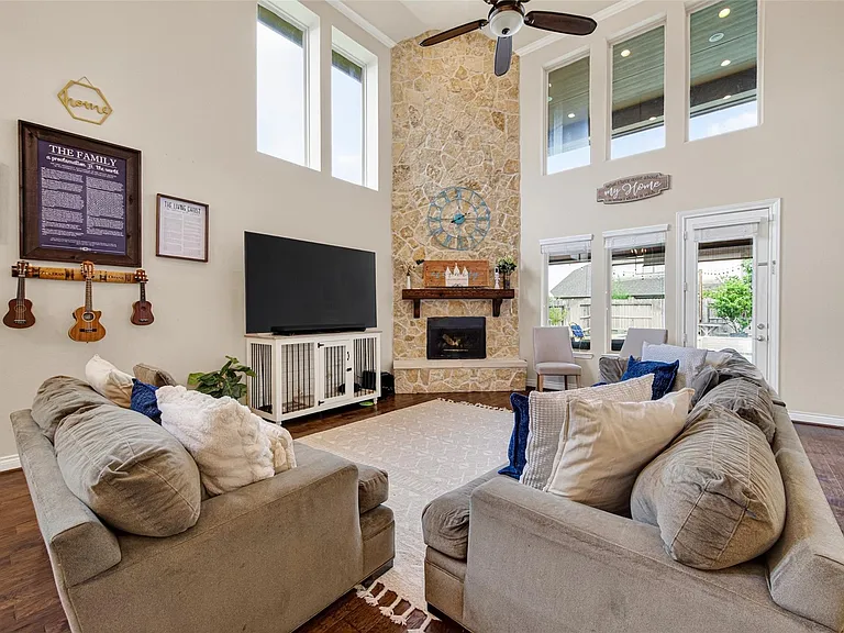 25611 Ellis Ridge Ct — Photo 11