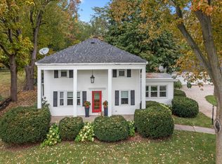 147 52nd St SE, Kentwood, MI 49548