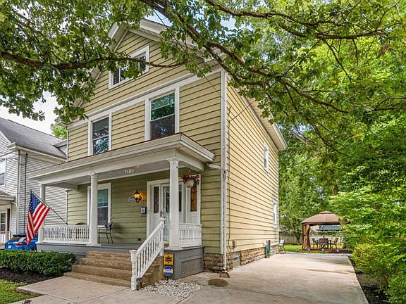 3rd image of 4212 Ivanhoe Ave