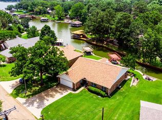 104 Shadywood Pl, Enchanted Oaks, TX 75156