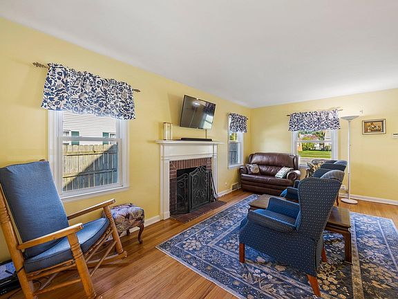 5th image of 1510 McKinley Ave