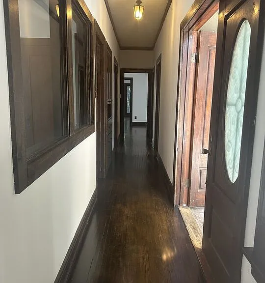 156 N Kenmore Ave — Photo 8