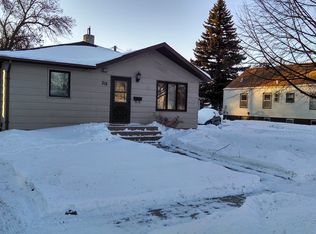 315 14th St N, Moorhead, MN 56560