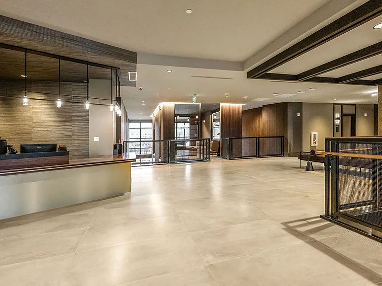 Madison West Elm — Photo 35