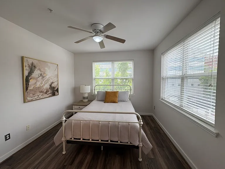 2020 5th Ave S #441 — Photo 5