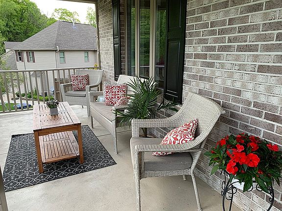 4th image of 113 Magnolia Dr