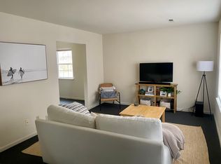 1102 Grove St #1102, Charlottesville, VA 22903