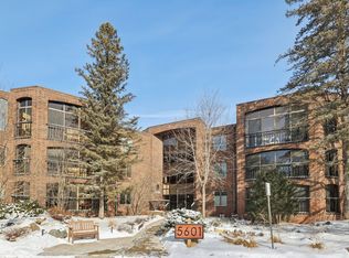 5601 Dewey Hill Rd APT 211, Edina, MN 55439