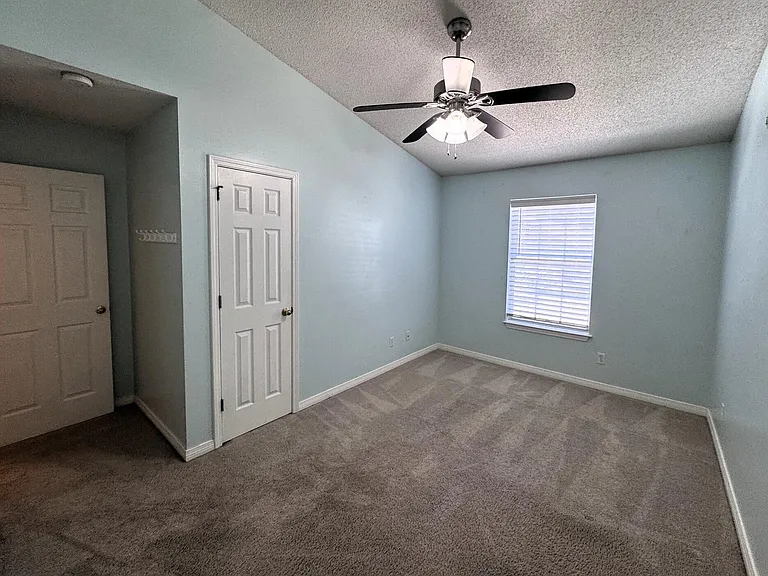 852 Dunwoody Pl — Photo 15