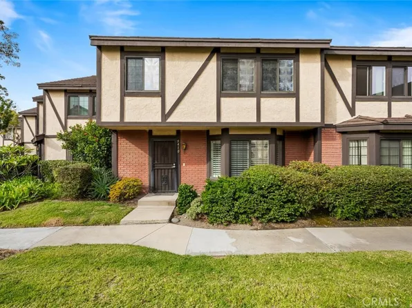 9410 Wedgewood Ln, Westminster, CA 92683