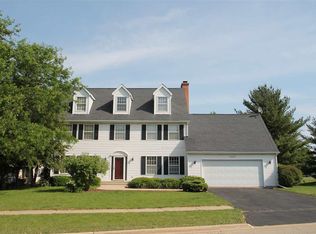 5928 Pepper Dr, Rockford, IL 61114