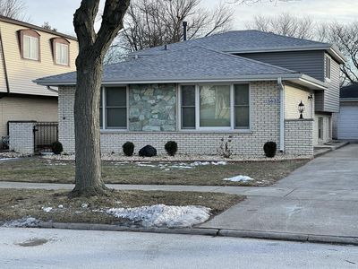5633 W 100th St, Oak Lawn, IL, 60453