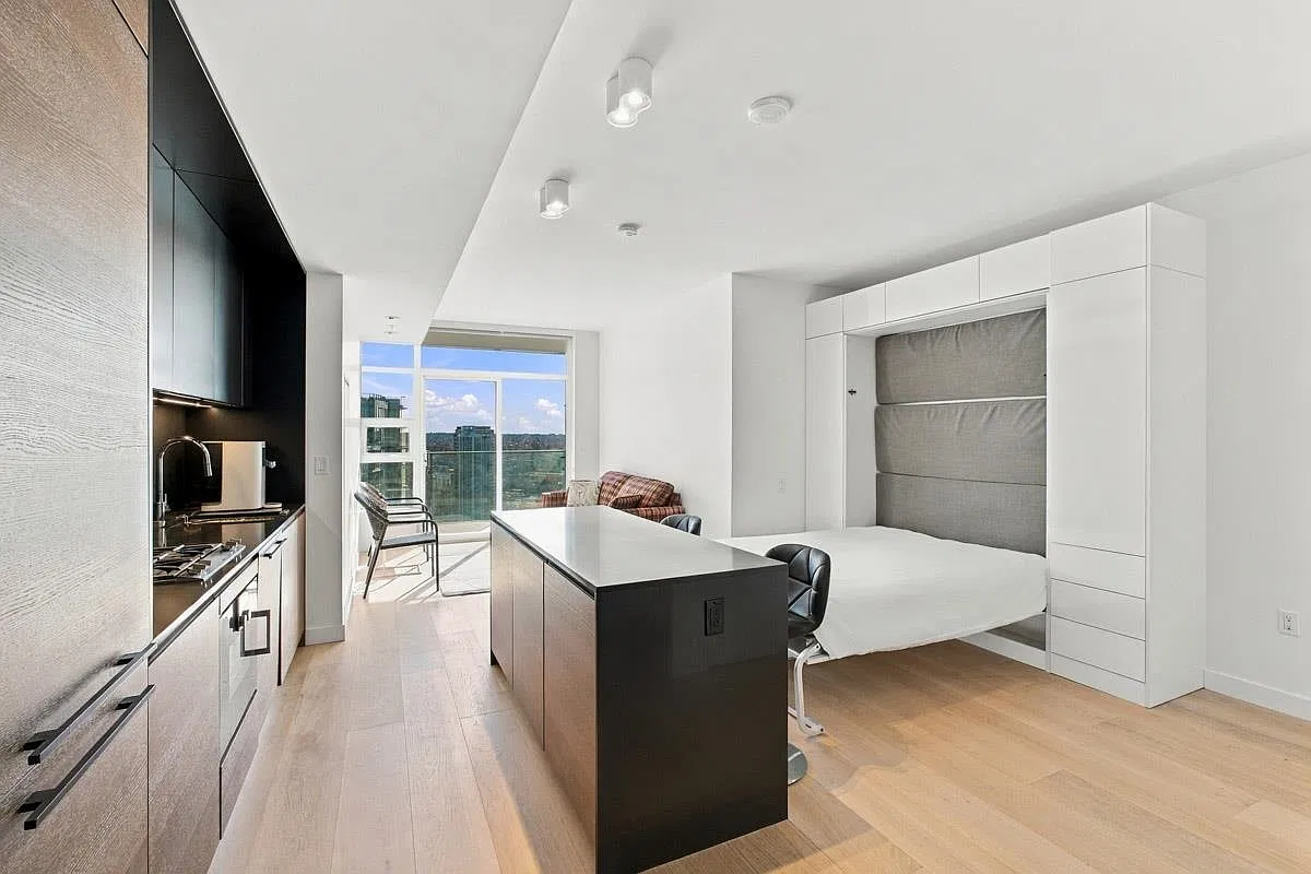 Studio, 490 sqft, $2,980 — Photo 3