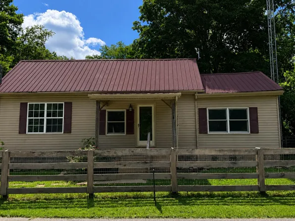 143 Salt River Rd, Danville, KY 40422
